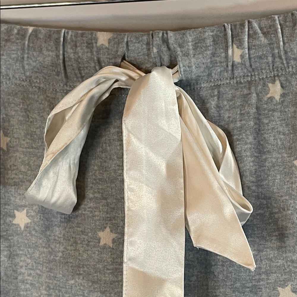 Dearfoams Sky Gray Starry Pajama Set - Picture 10 of 13